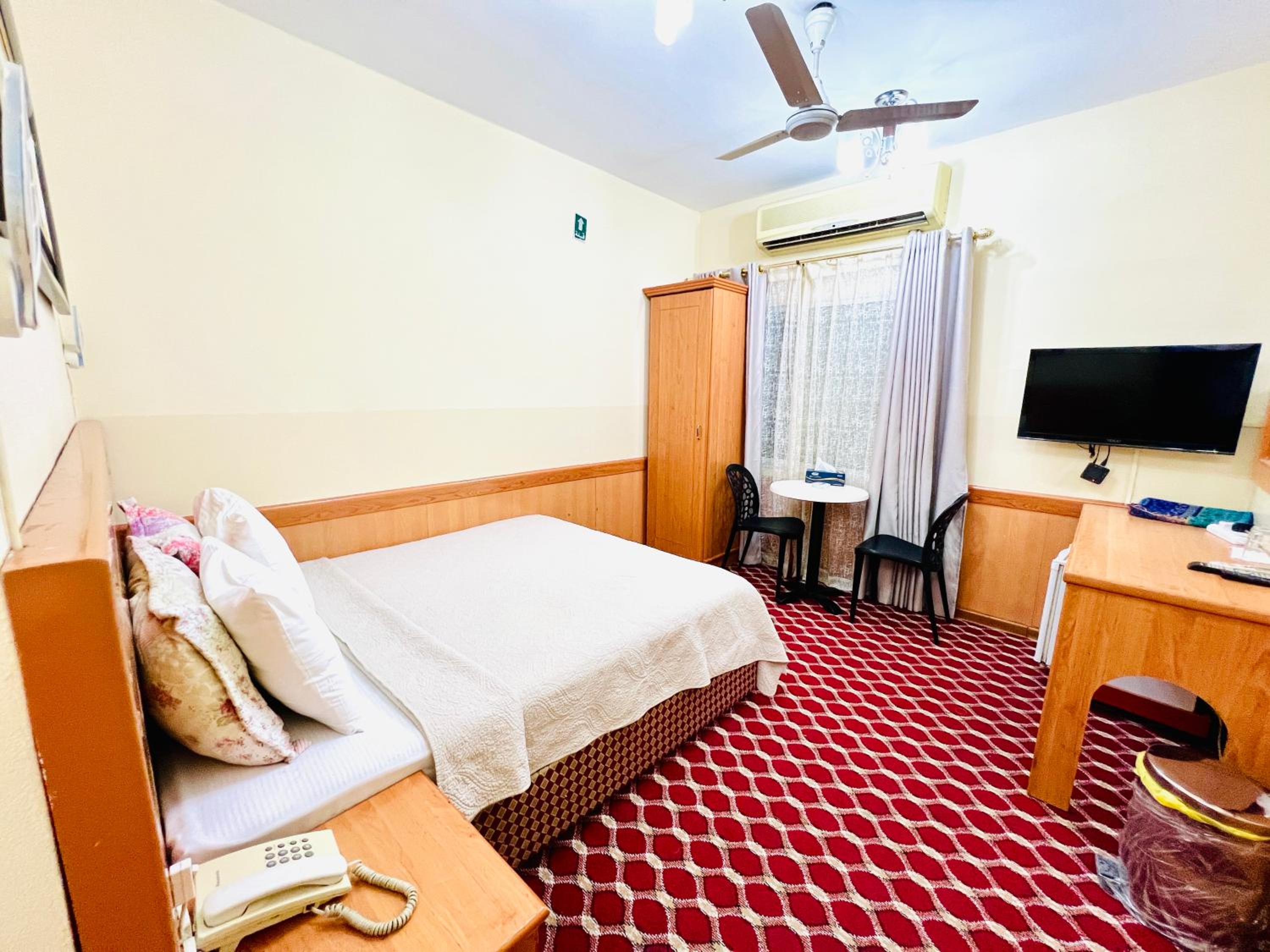 غرفة بسرير كينج، Al Ahrar Hotel 2/8