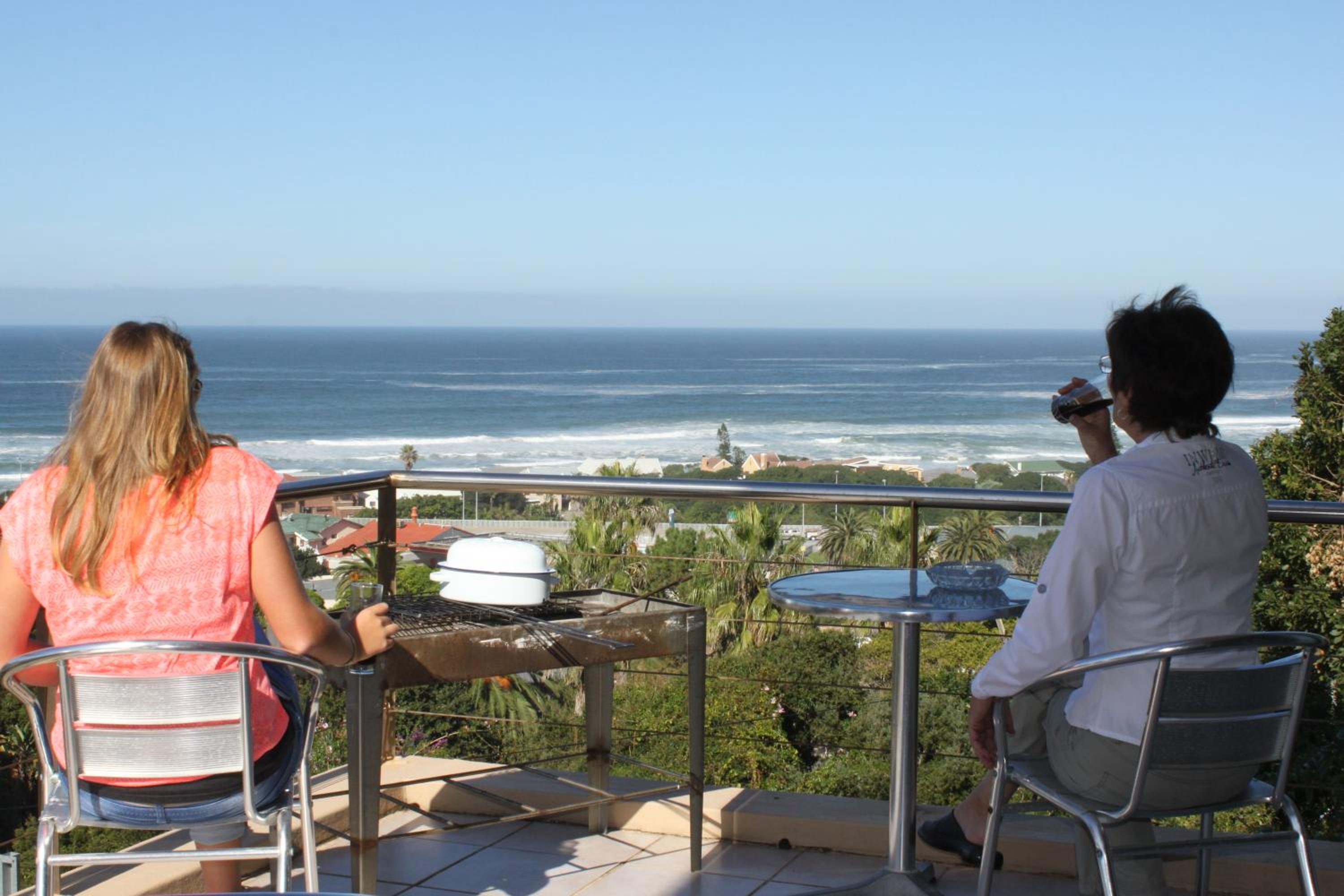 The Tops Guest House 13/16
