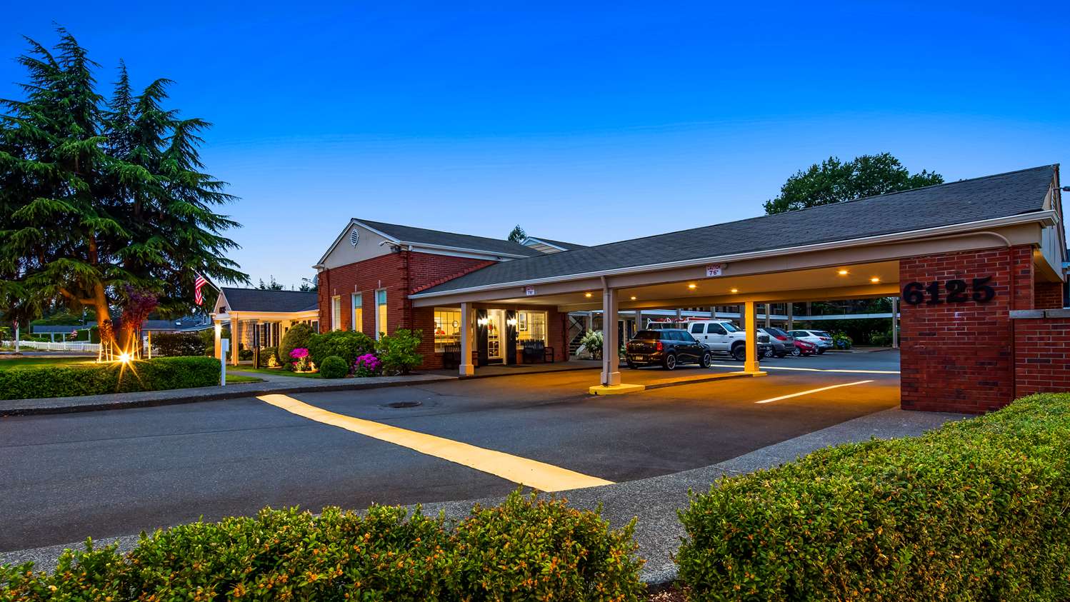 Best Western Lakewood 2/38