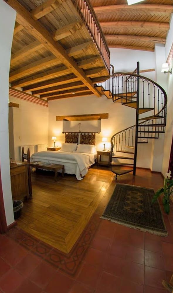 Hotel Posada La Basilica 36/72