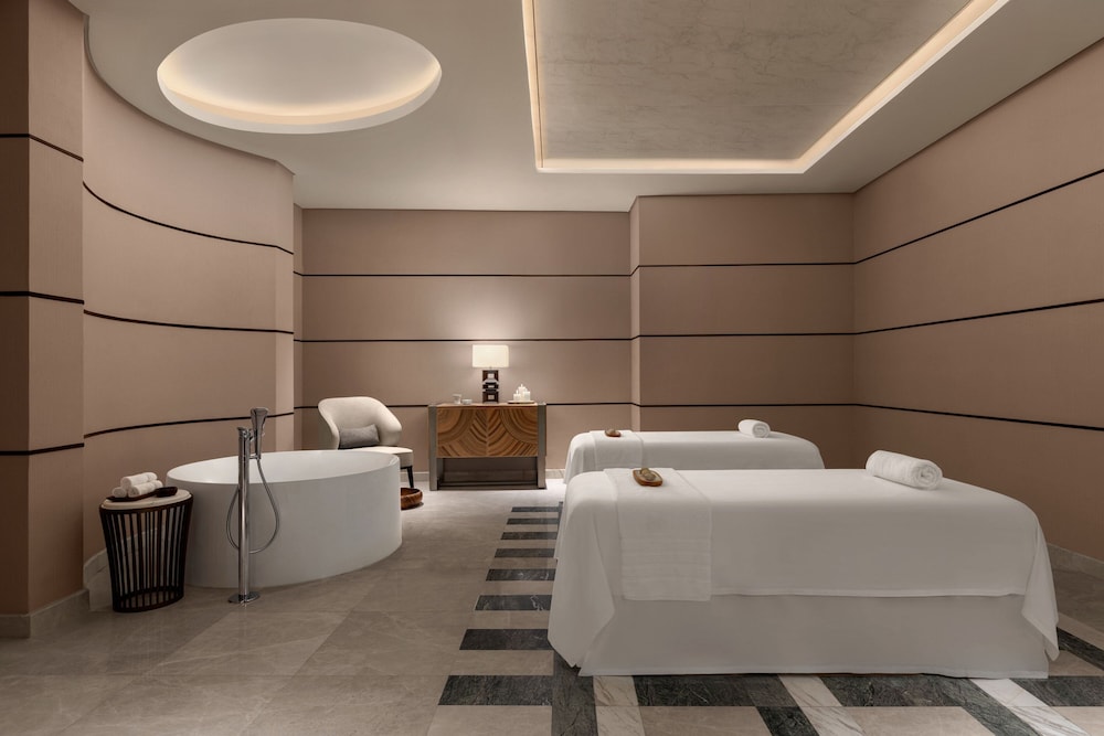 The Westin Manila 21/50