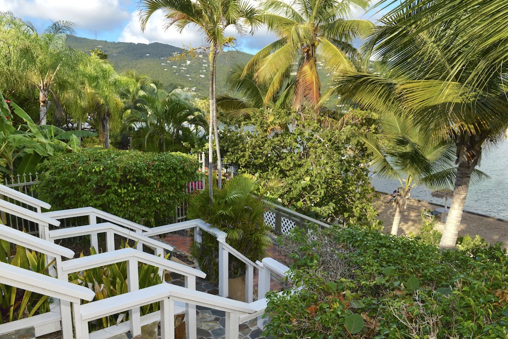 Lindbergh Bay Hotel And Villas 58/68