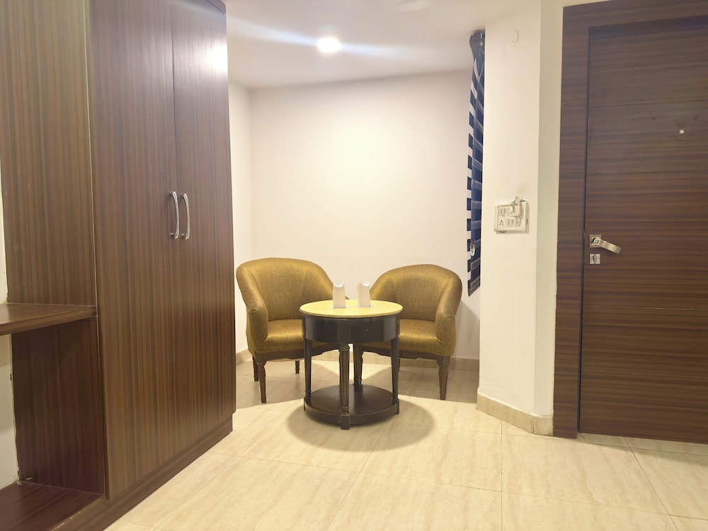 HOTEL PAWAN PLAZA 37/39