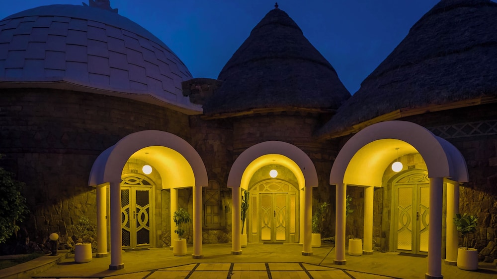Beynouna Village Eco Lodge 52/59