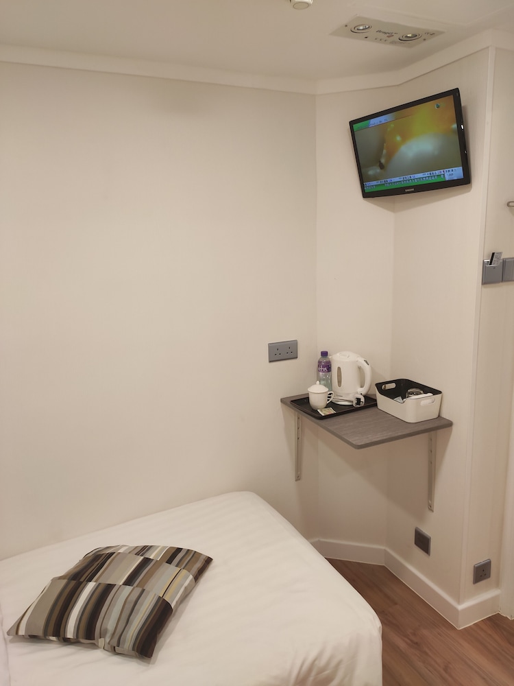 Goodrich Hotel Hong Kong 16/22