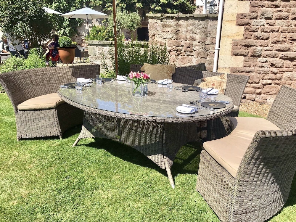 Glewstone Court Country House Hotel 36/50