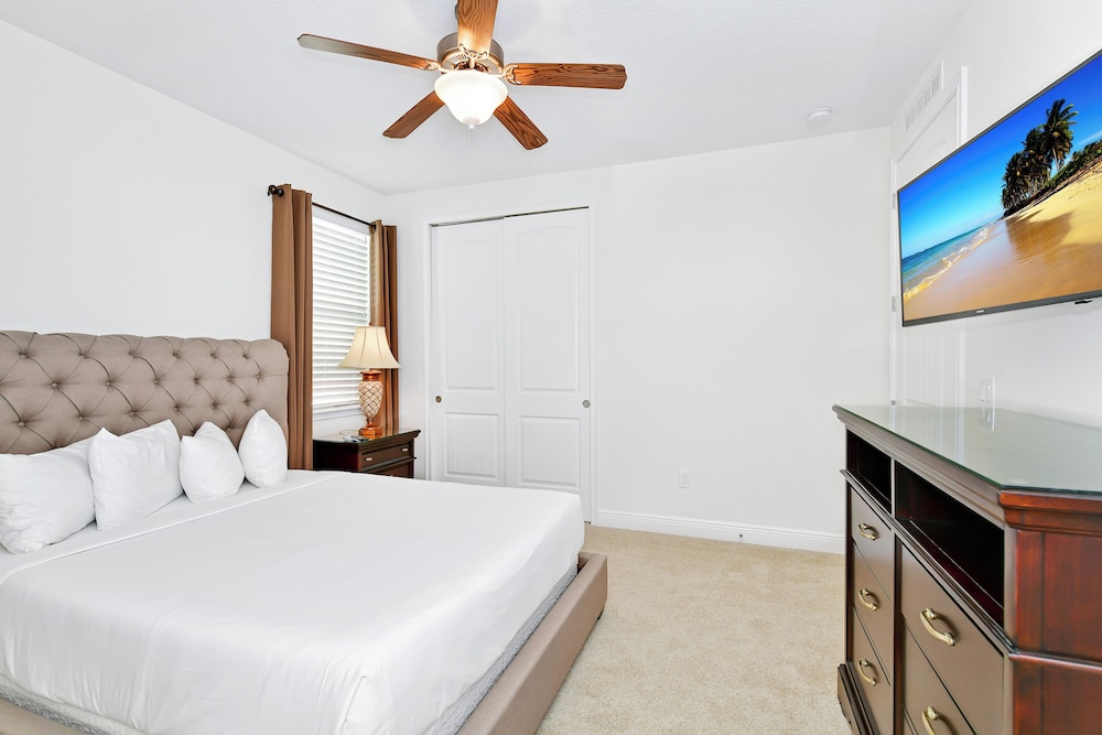 6 Bedrooms, Luxury, House, King Bed, 3 Queen Beds, East Side, Private Pool