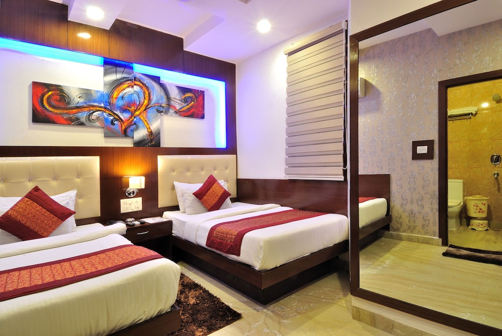 Hotel Nirmal Mahal 42/66