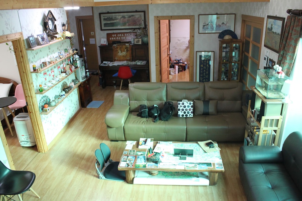 Tavo House 30/37