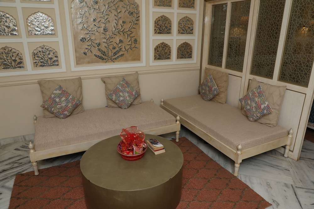 Laxmi Palace Heritage Boutique Hotel 48/65