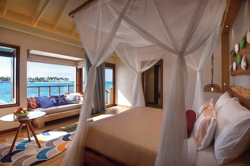Water Villa, Queen Bed