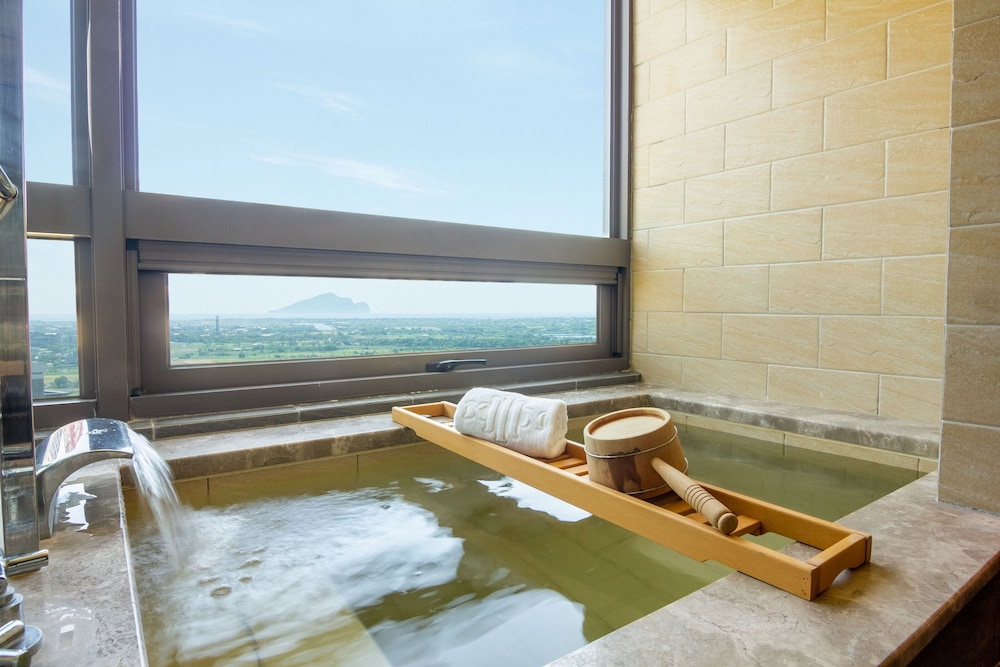Kilin Hotel JiaoXi 69/95