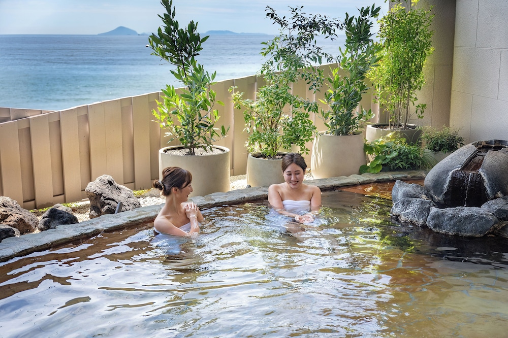 Atagawa Ocean Resort 32/60