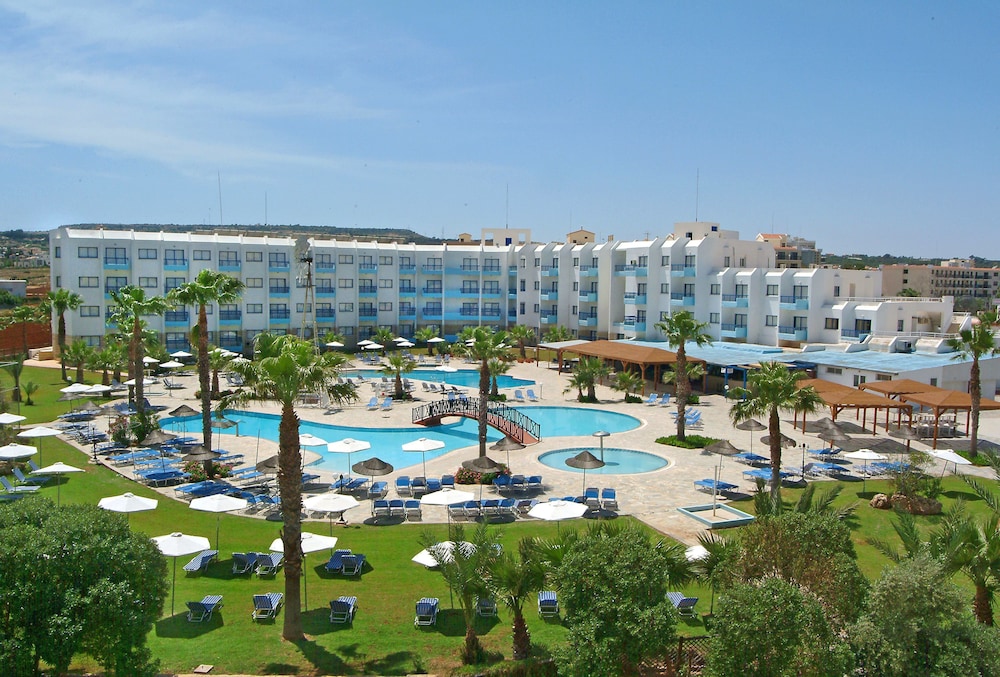 Papantonia Hotel 47/60