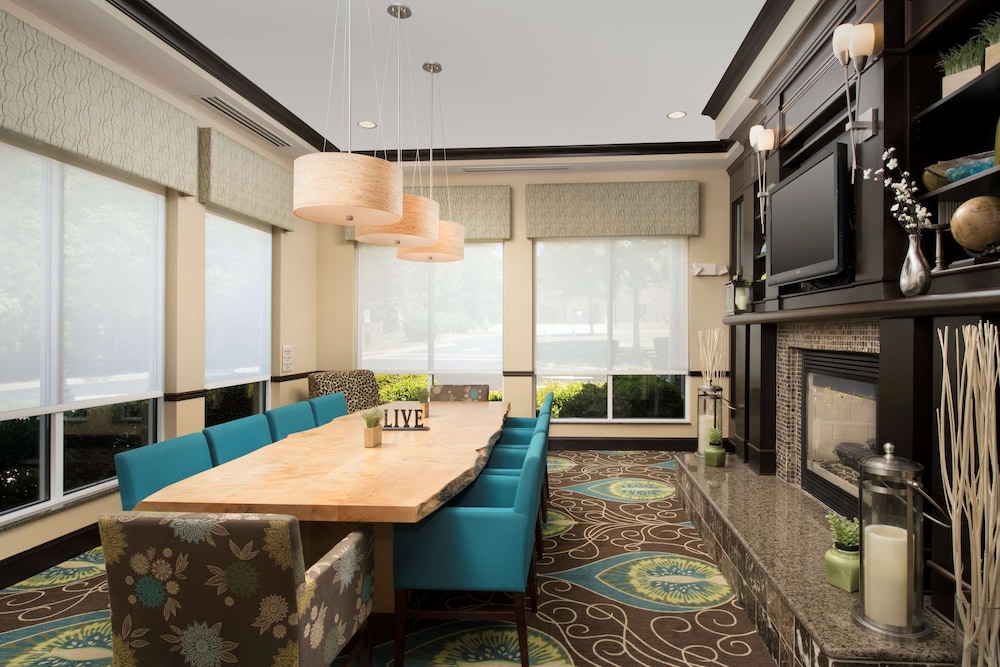 Hilton Garden Inn Winston Salem Hanes Mall 40/53