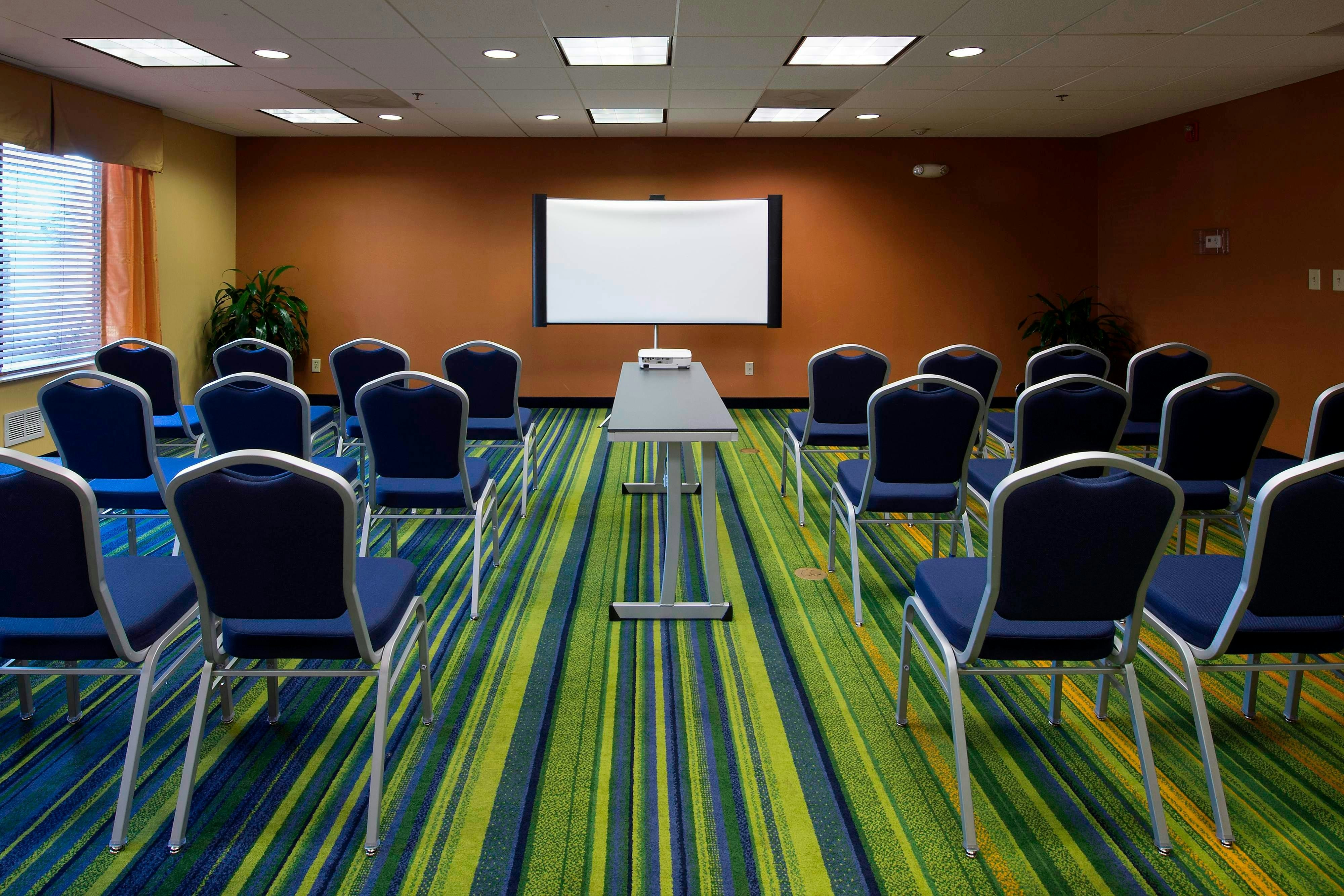Fairfield Inn Suites Charleston Airport Convention Center 34/45