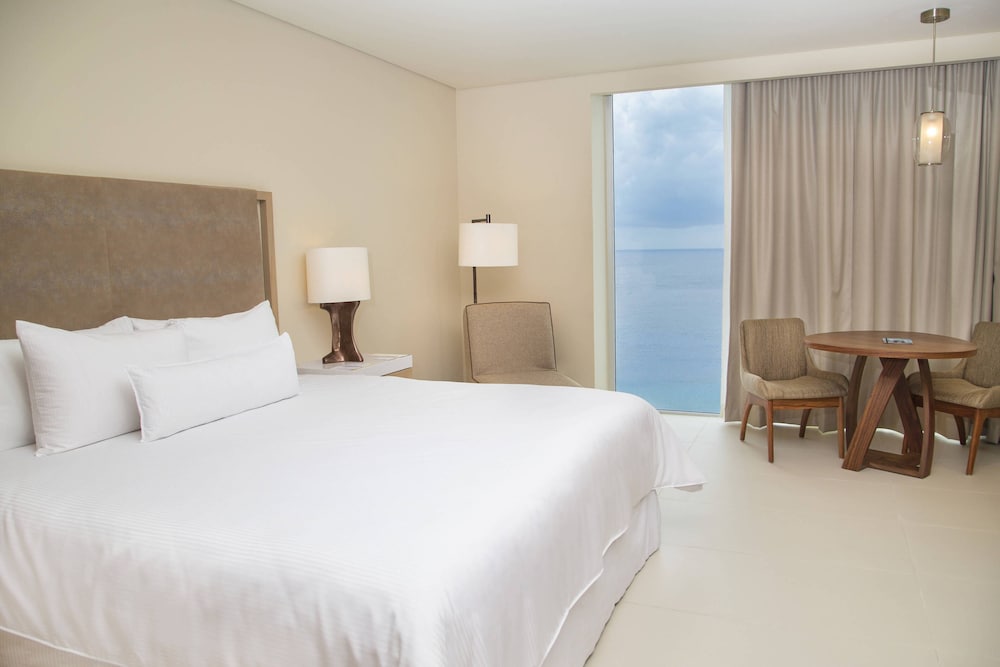 The Westin Cozumel 8/77