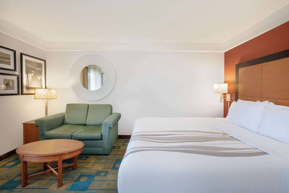 La Quinta Inn Suites Ocala 41/72
