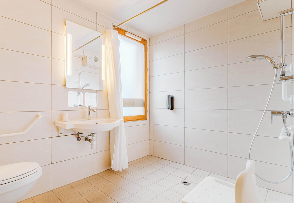 B&B HOTEL Chatellerault 40/40