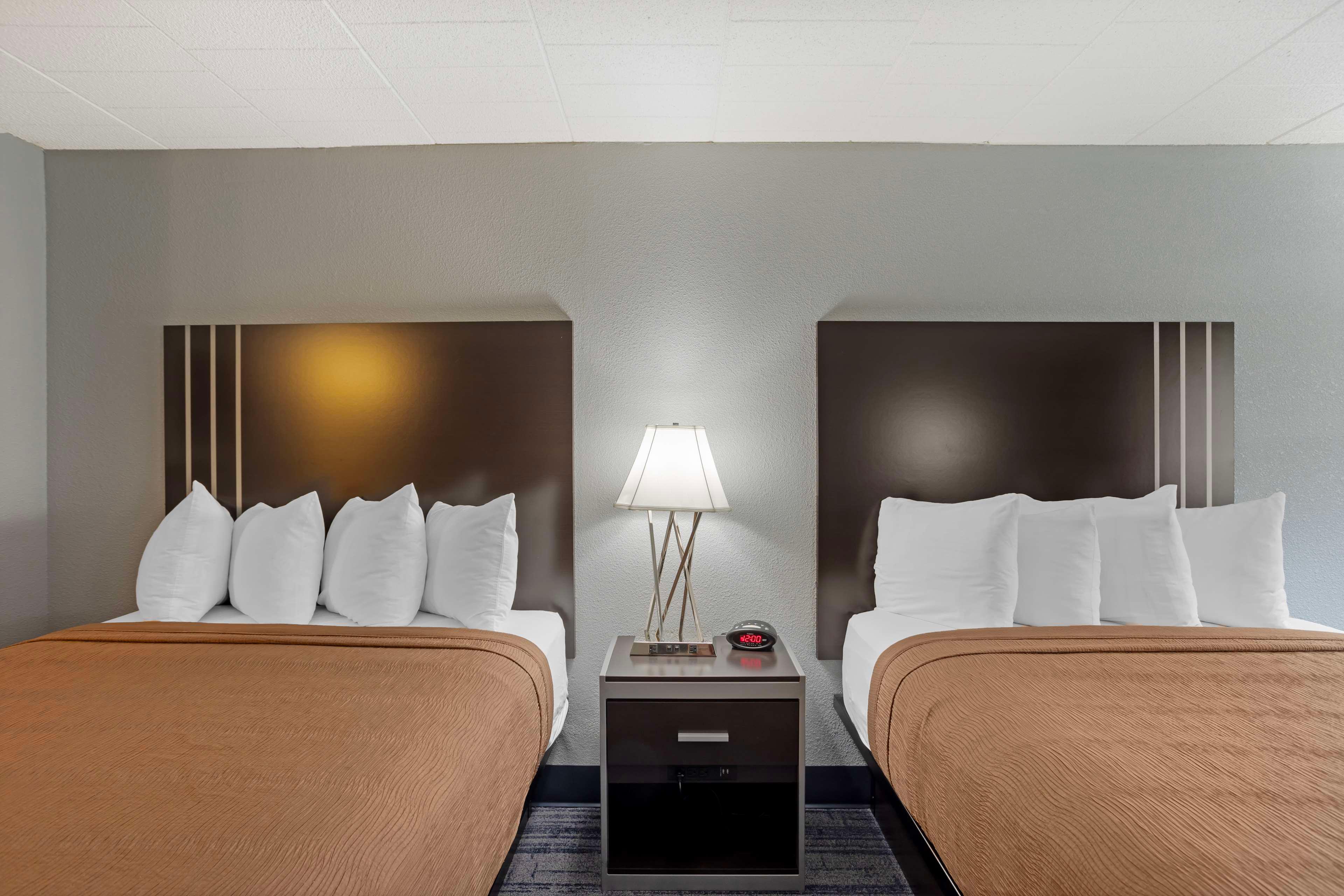 غرفة بسريرين كوين يُسمح فيها بالحيوانات الأليفة، Best Western Plus Reading Inn & Suites 7/10