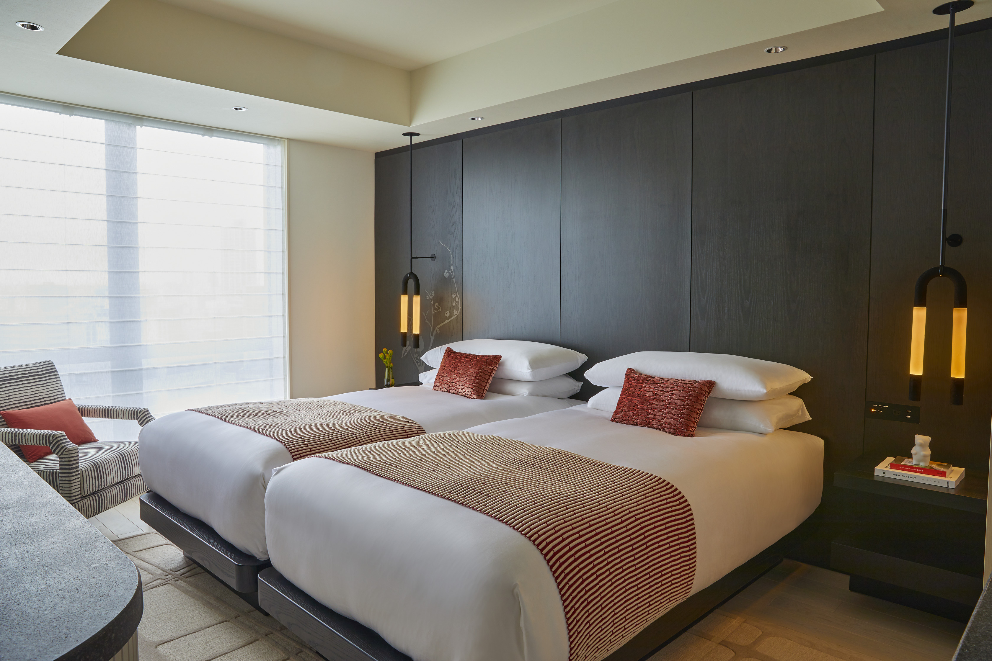 غرفة قياسية بسريرين منفصلين، Kimpton Shinjuku Tokyo 3/7