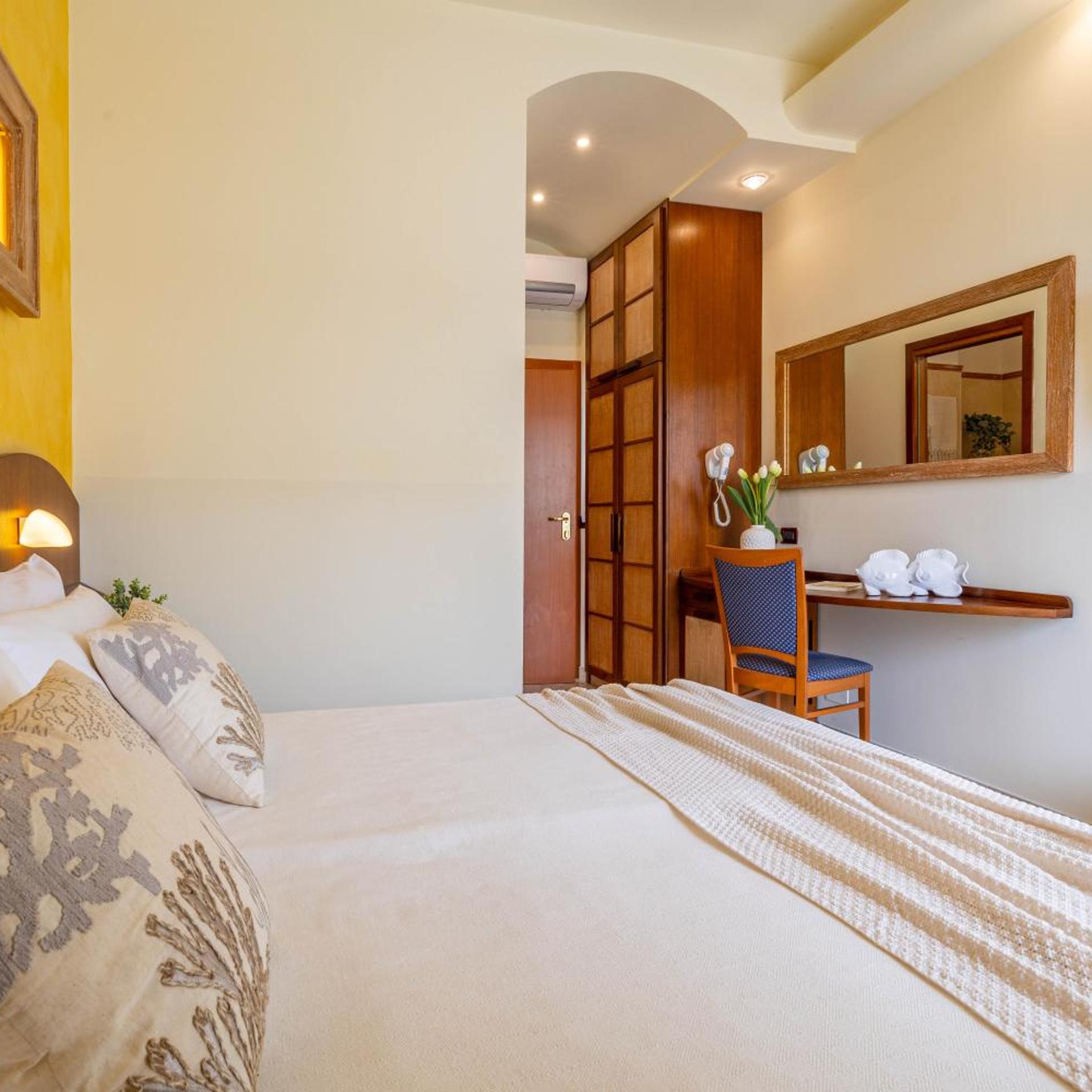 Smeraldo Hotel 7/50