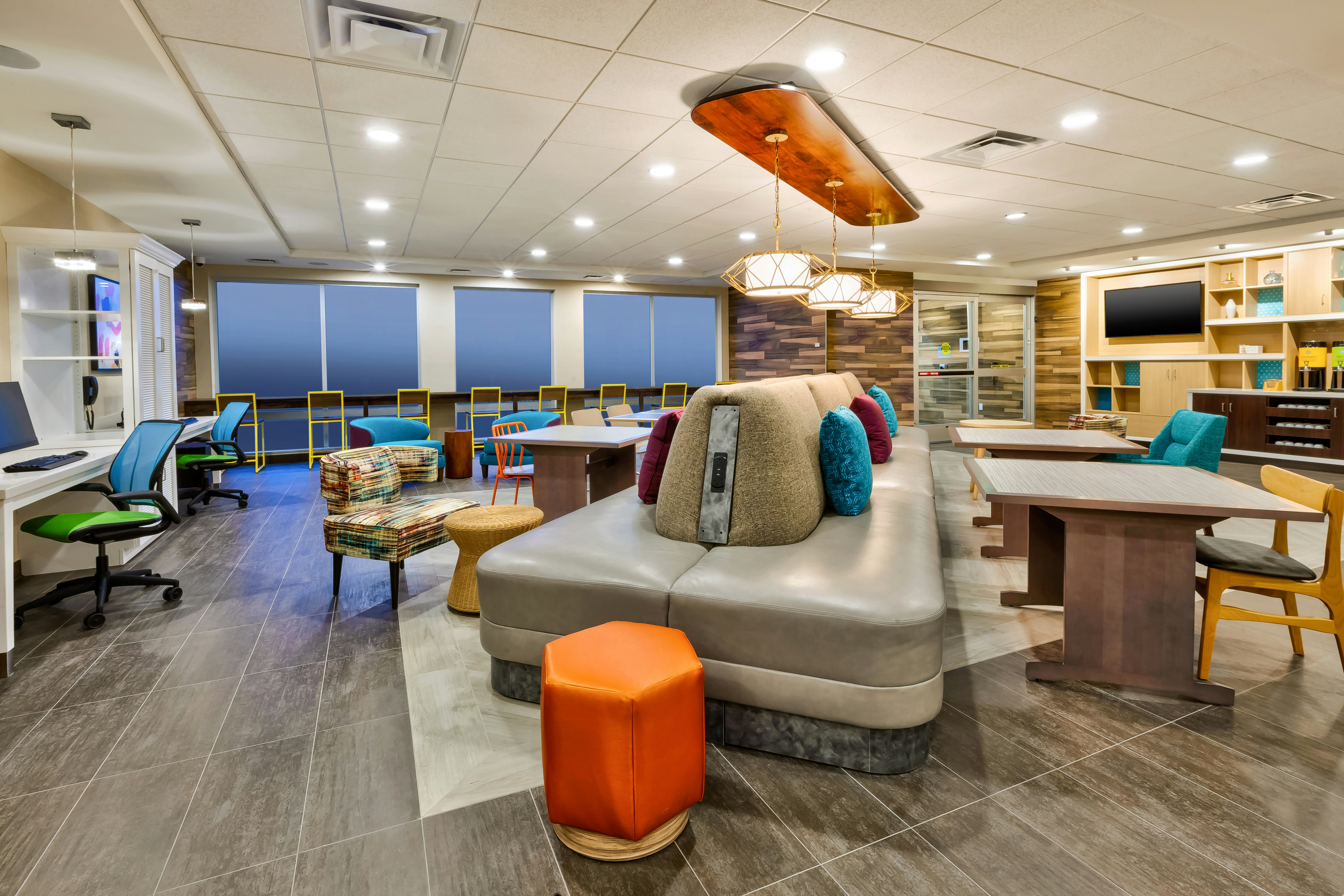 Home2 Suites By Hilton Saginaw Mi 8/14