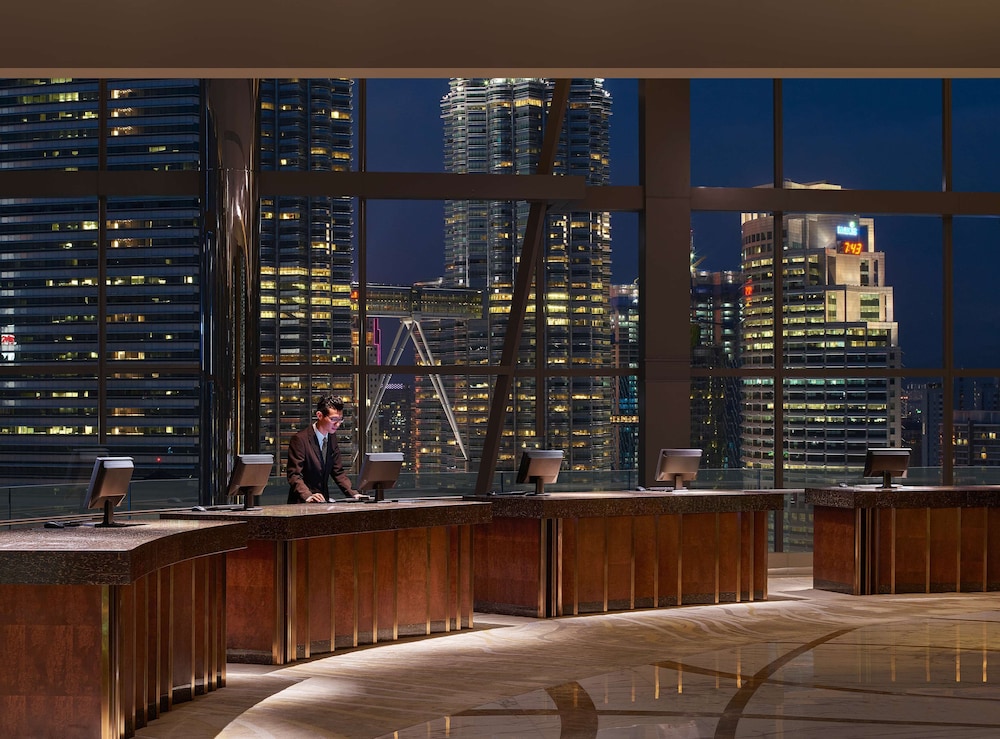 GRAND HYATT KUALA LUMPUR 52/69