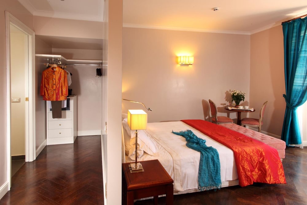Vivaldi Luxury Rooms 24/63