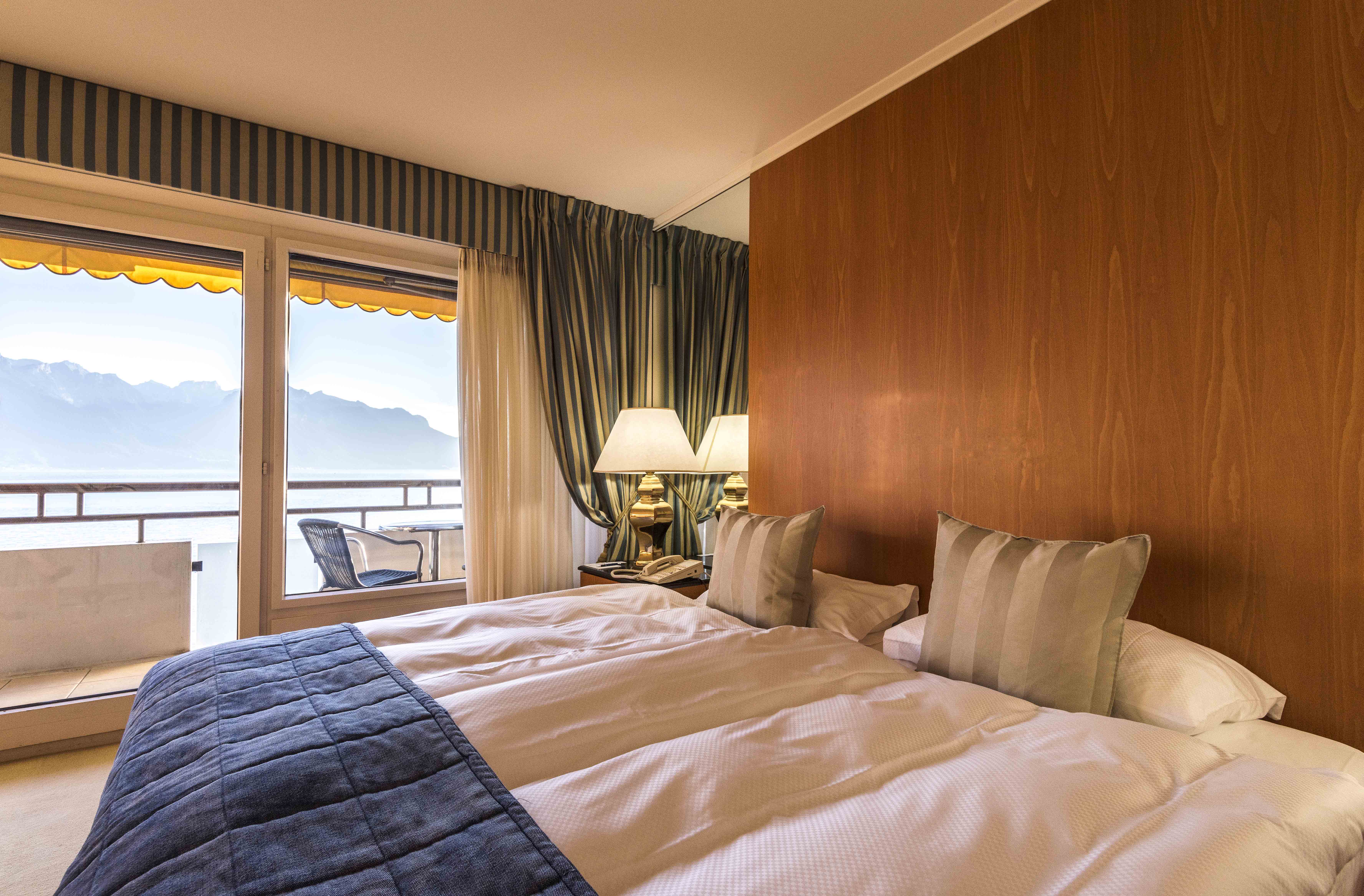 Park, Deluxe, Single, Lake or Side Lake View, Balcony