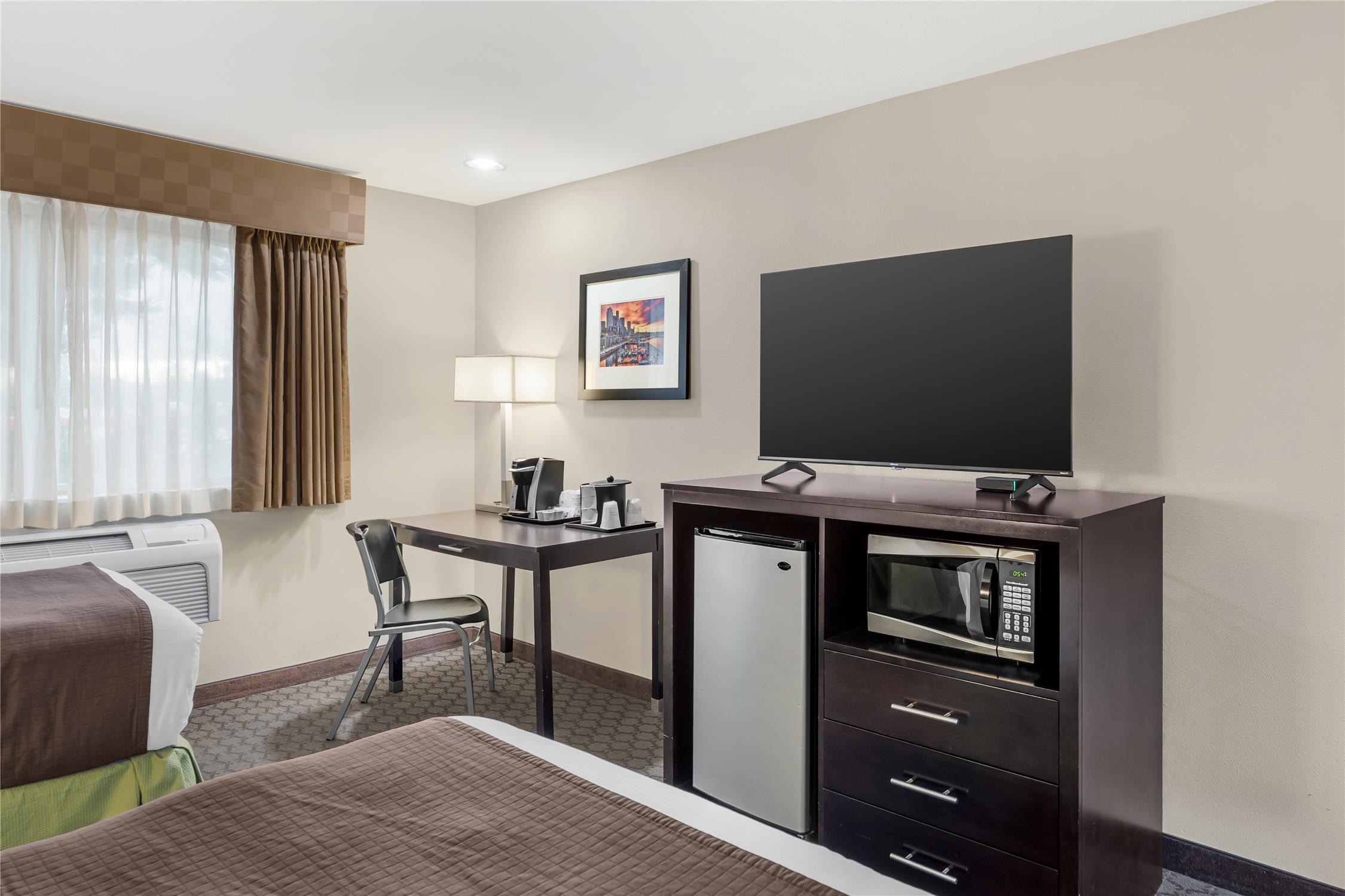 Best Western Sky Valley Inn 24/28