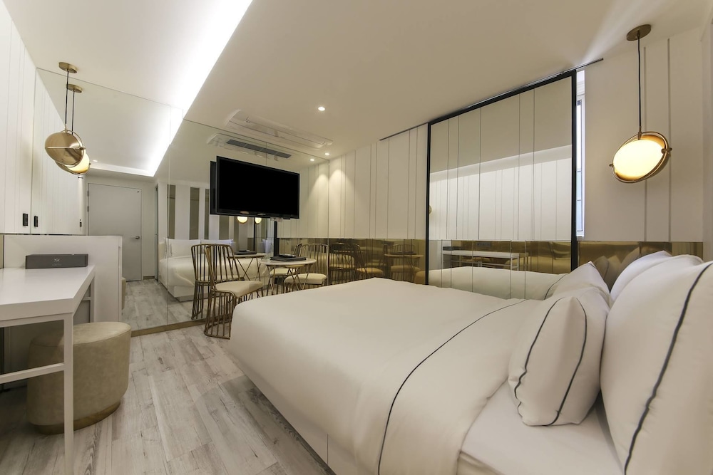 Hotel Forestar Sinchon 8/26