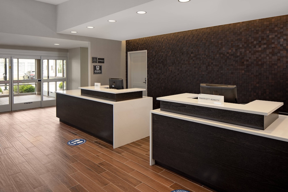 Residence Inn by Marriott Detroit Farmington Hills 9/45