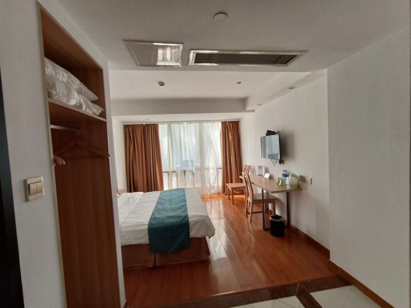 Greentree Inn Suzhou Changshu Zhaoshangcheng Express Hotel 30/50