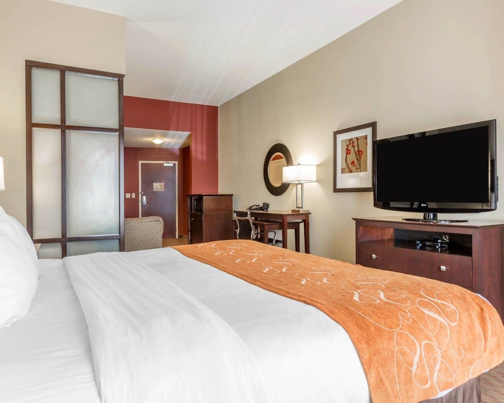 Comfort Suites Blythe, CA 10/49