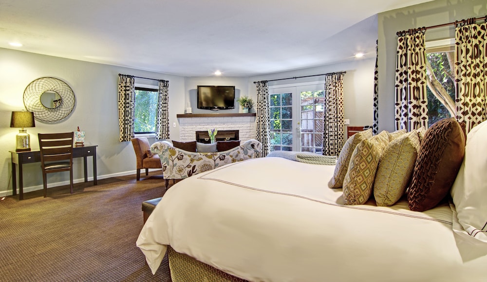 Babbling Brook Inn 45/70