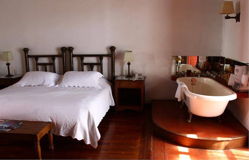 Hotel Posada La Basilica 32/72