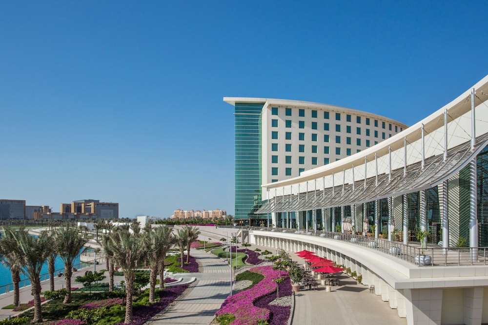 فندق البيلسان(Bay La Sun Hotel & Marina) 3/65