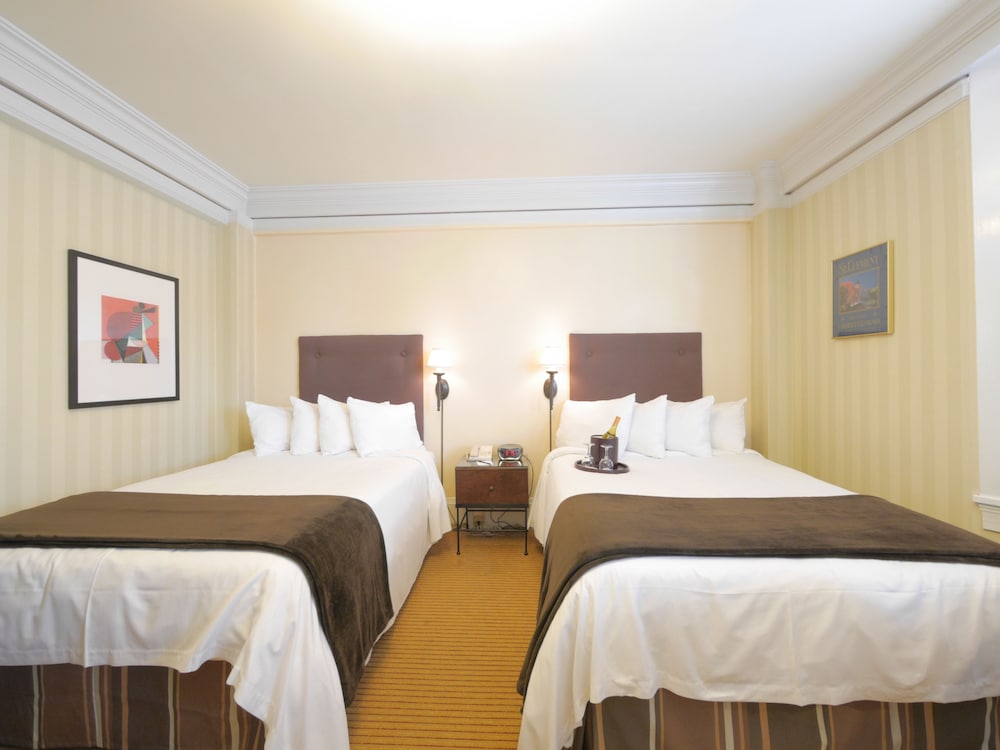 EXECUTIVE, 2 DOUBLE BEDS