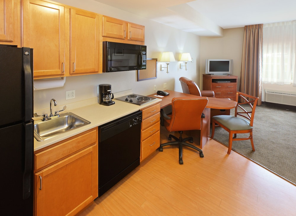 Candlewood Suites Conway 47/65