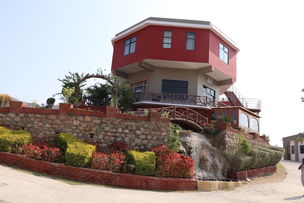 Lake Alpi resort Kumbhalgarh 1/50