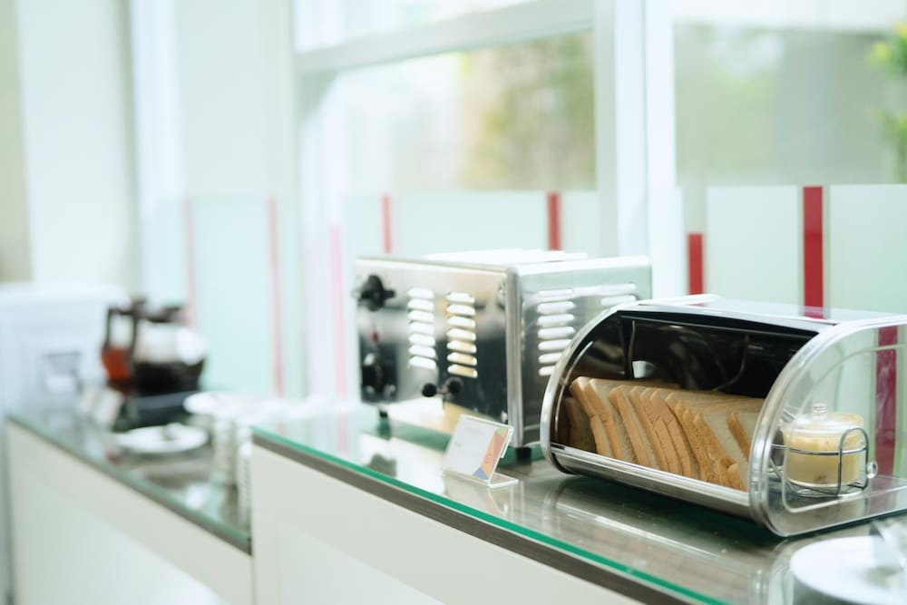 ホテル アマリス シンパン リマ スマラン 写真5