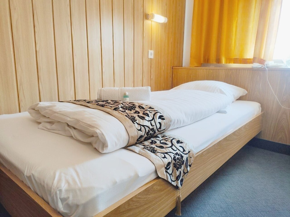 City Hotel Pforzheim 23/32