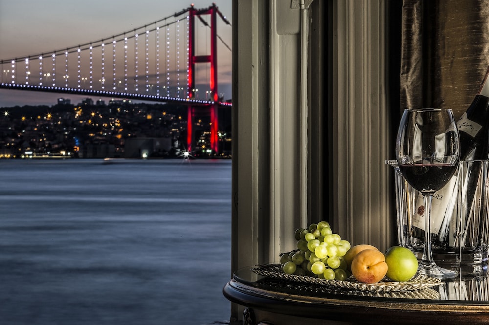 Bosphorus Palace Hotel Special Class 4/79