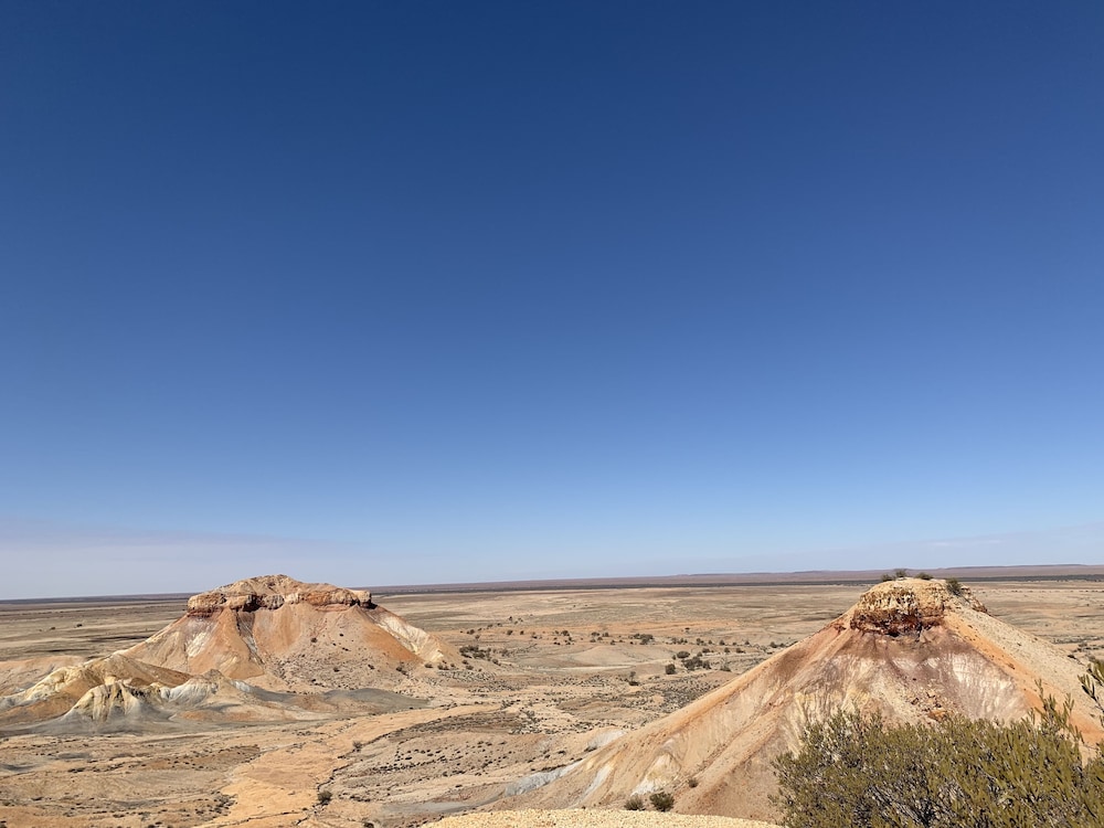 Desert Cave Hotel 40/50