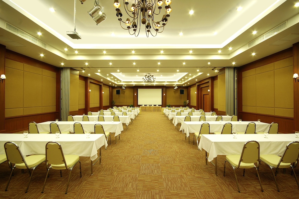 Palm Galleria Resort 60/71