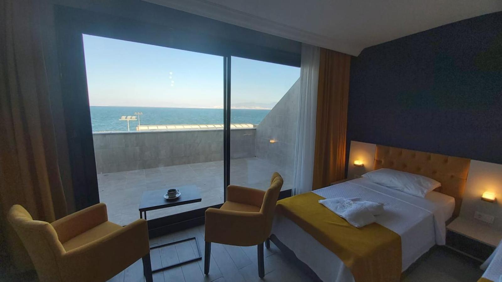 Lizbon Otel Narlidere 13/35