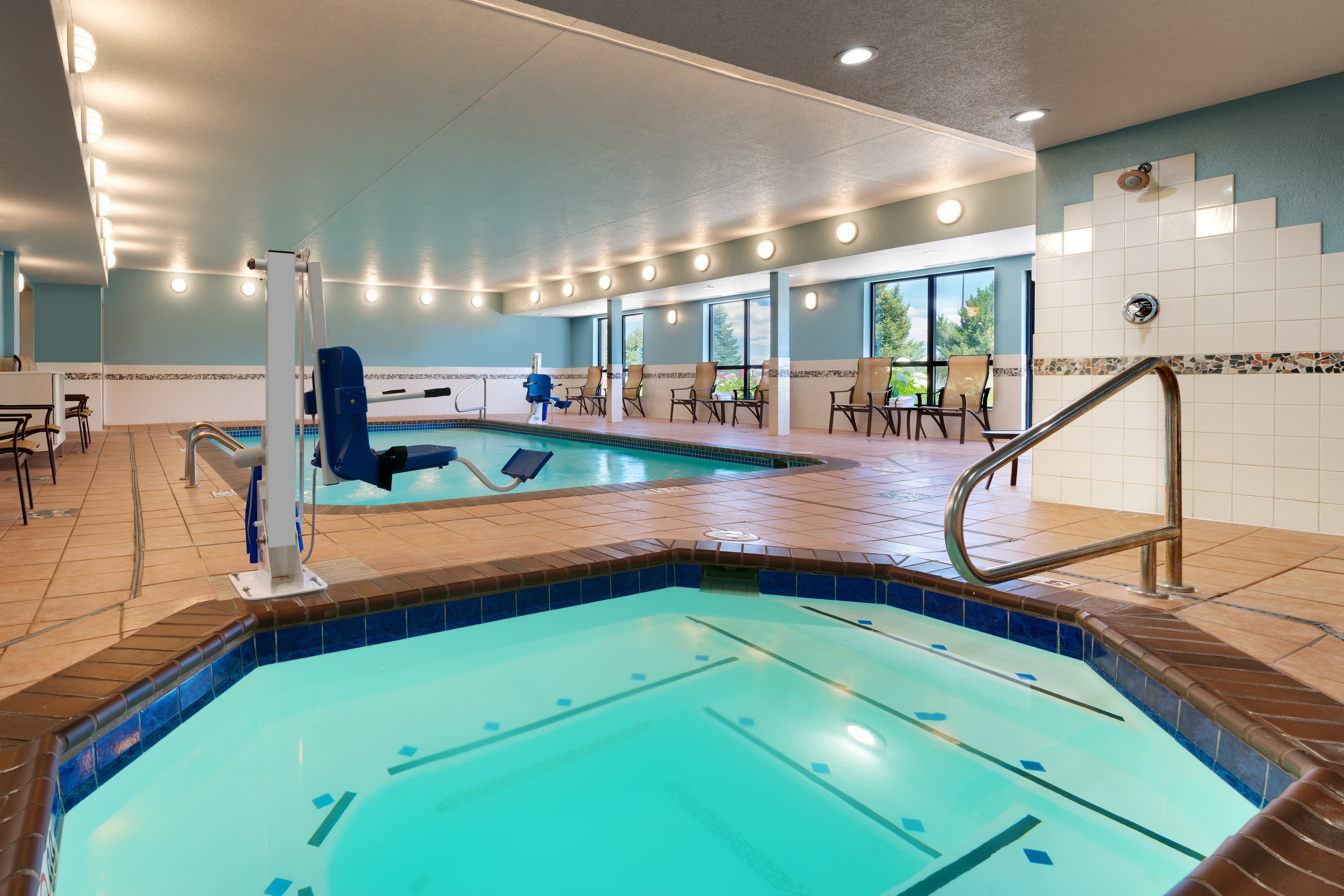 Holiday Inn Express Billings 33/57