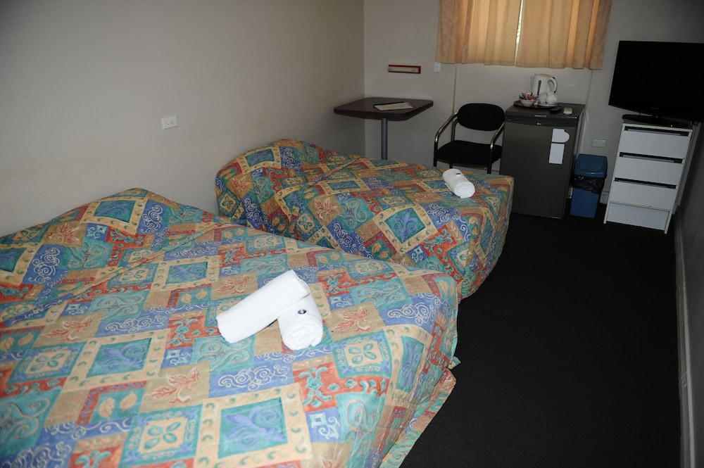 Allen Hotel 14/69