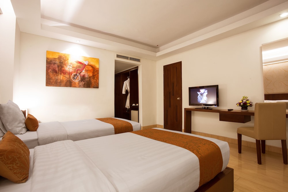 d’primahotel Seminyak (Ex Sense Hotel) 5/26